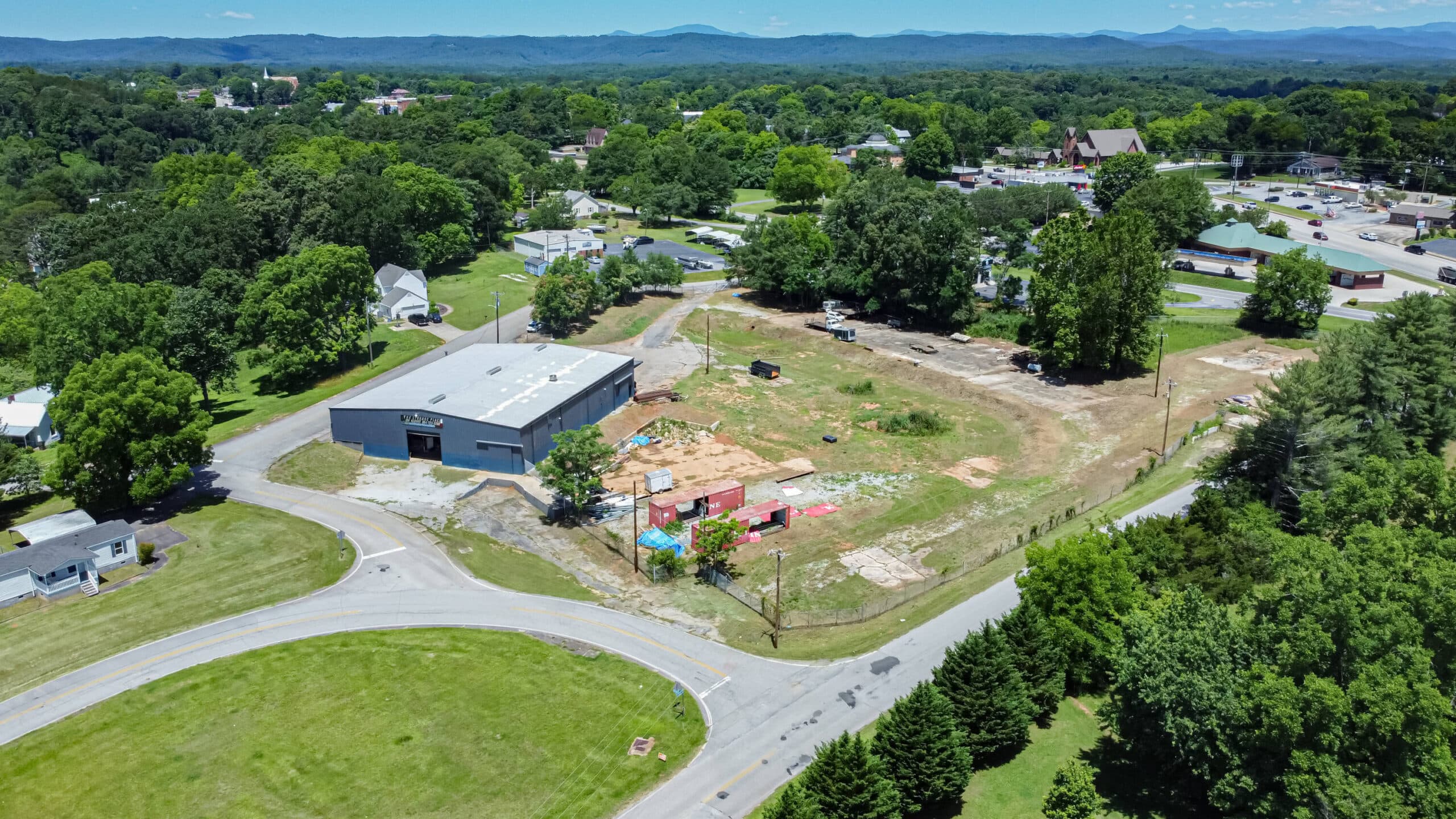 10K SQ FT Warehouse, large lot, Oconee County! photo 7