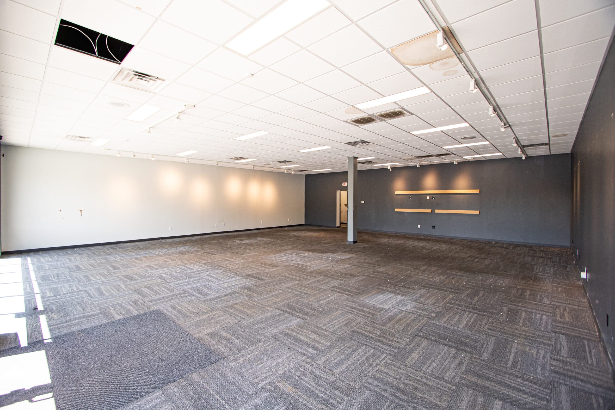 Prime Retail Space For Lease- Pickens- Heavy Traffic photo 3