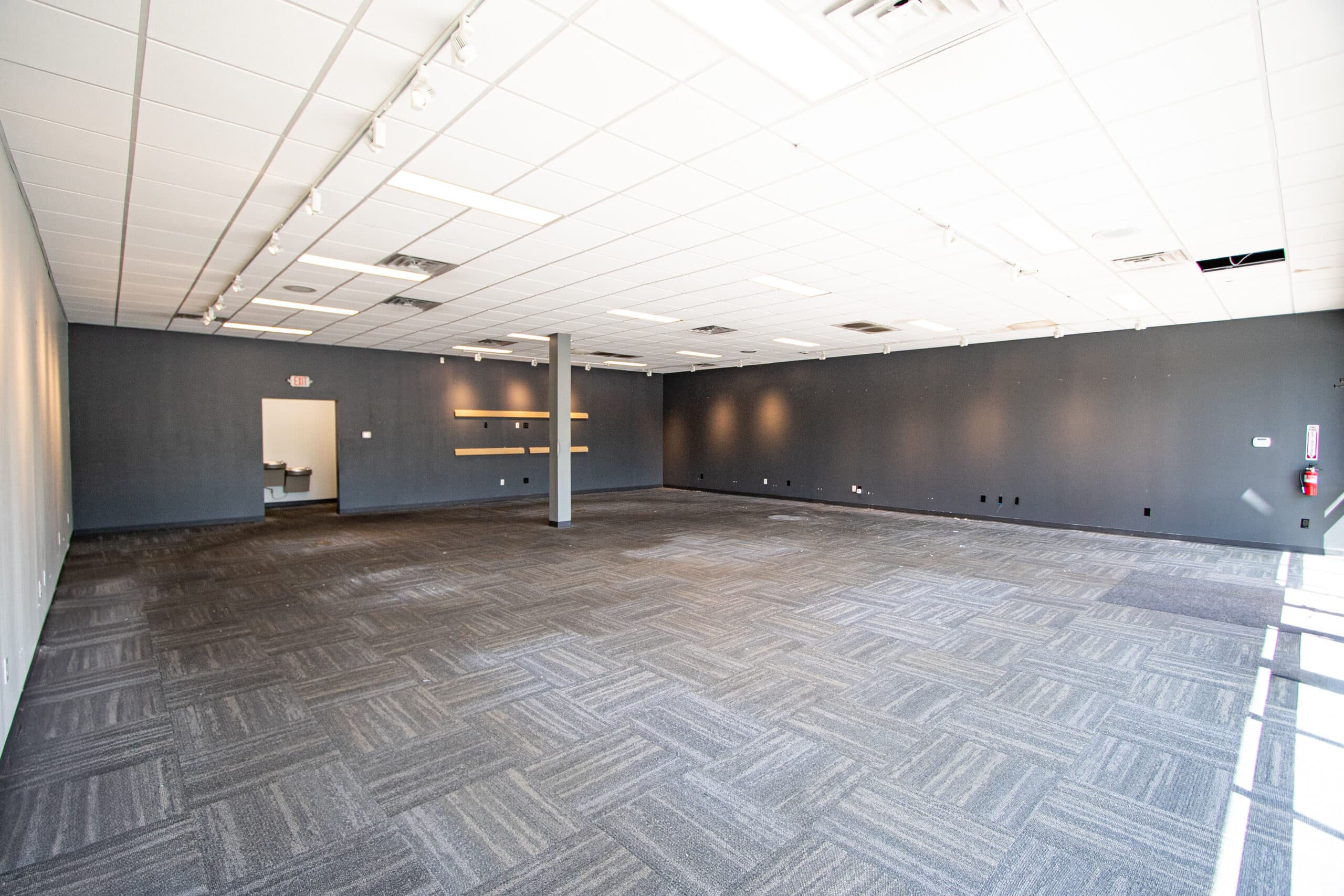Prime Retail Space For Lease- Pickens- Heavy Traffic photo 4