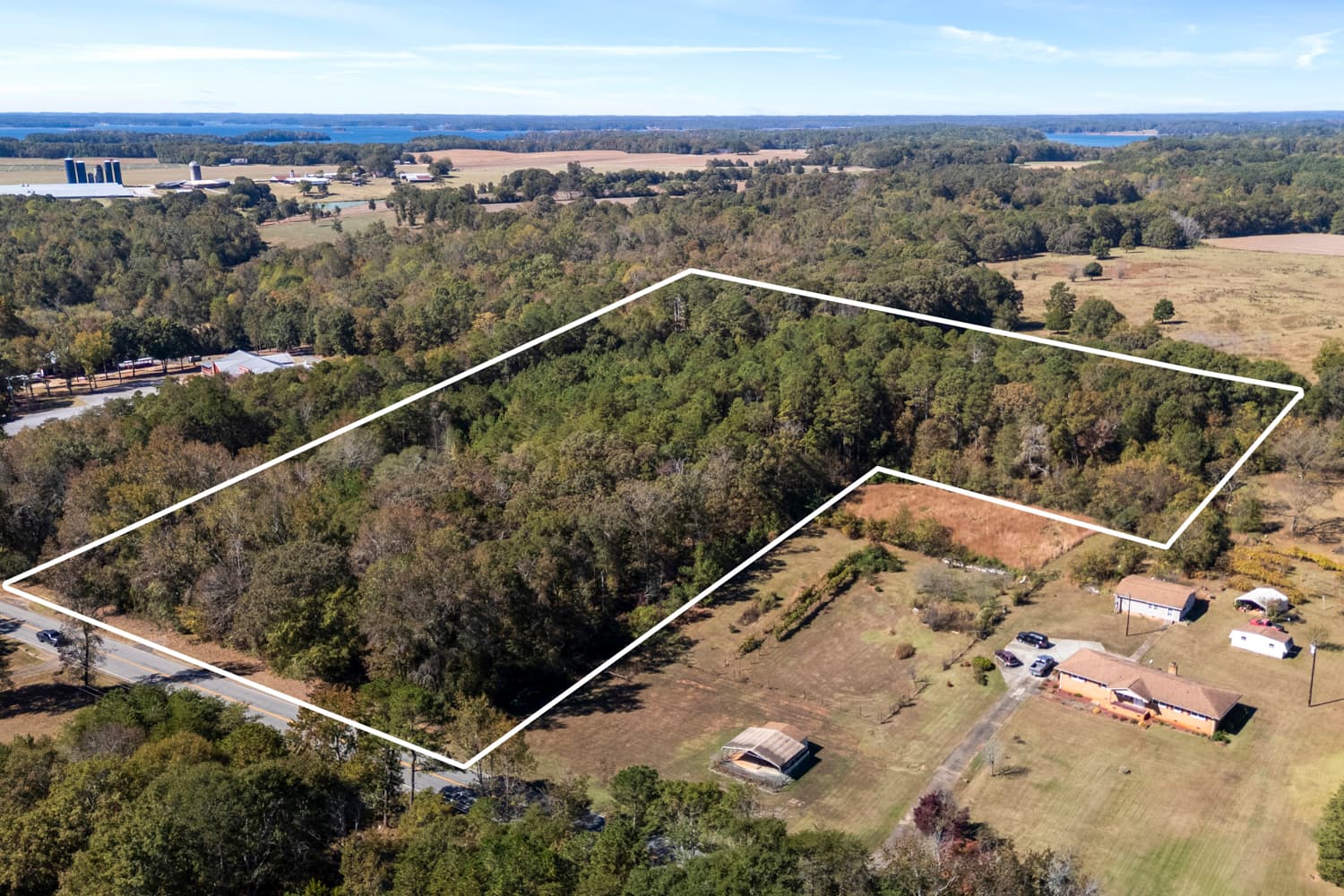 8 Acres Land- HWY 29- Near Lake Hartwell- No Zoning photo 3