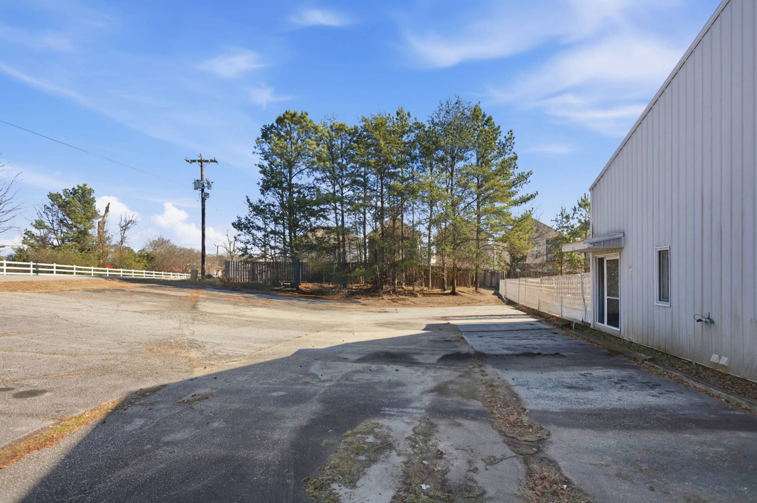2,400 SQ FT Bldg- Central, Near Clemson photo 2